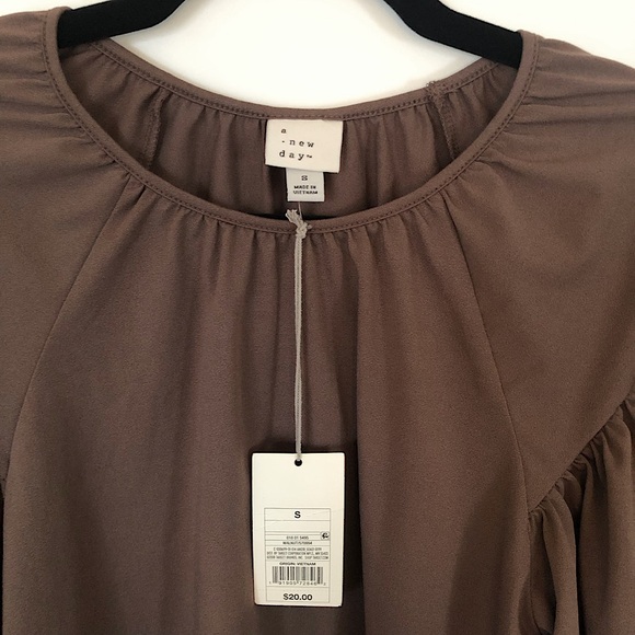 NWT a new day Balloon Sleeve Blouse - Picture 4 of 5